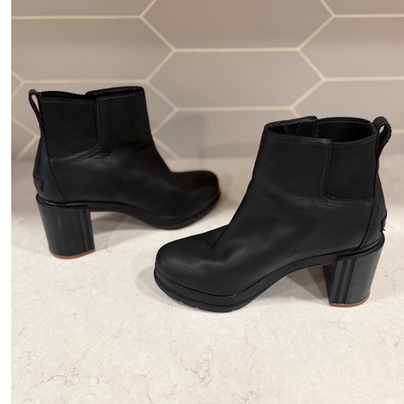 Sorel Shoes - Sorel Blake Black Leather Ankle Boots Womens 8.5 Pull On Goth Grunge Whimsigoth